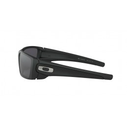 Oakley OO 9096-82 Fuel Cell 60 Black Iridium Oakley OO 9096-82 Fuel Cell 60 Black Iridium