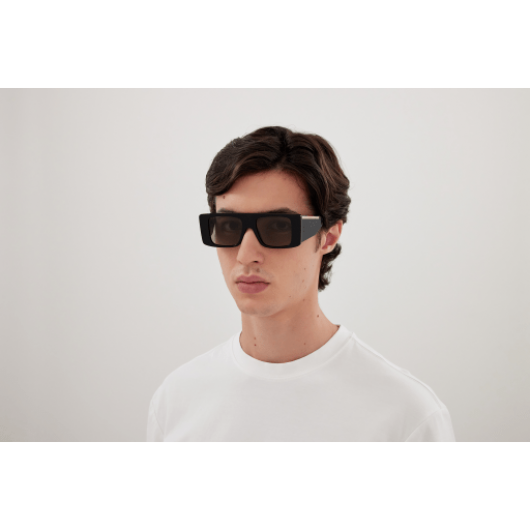 GUCCI GG1888S 001 GUCCI GG1888S 001