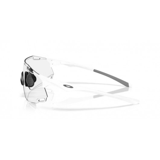 Oakley Cybr dyno OO9513D-951301 Clear to black iridium photochromic Oakley Cybr dyno OO9513D-951301 Clear to black iridium photochromic
